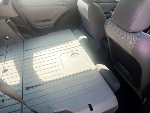 Used 2006 Toyota Matrix XR image 22