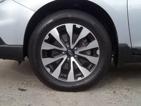 Used 2017 Subaru Outback 2.5i Limited image 14