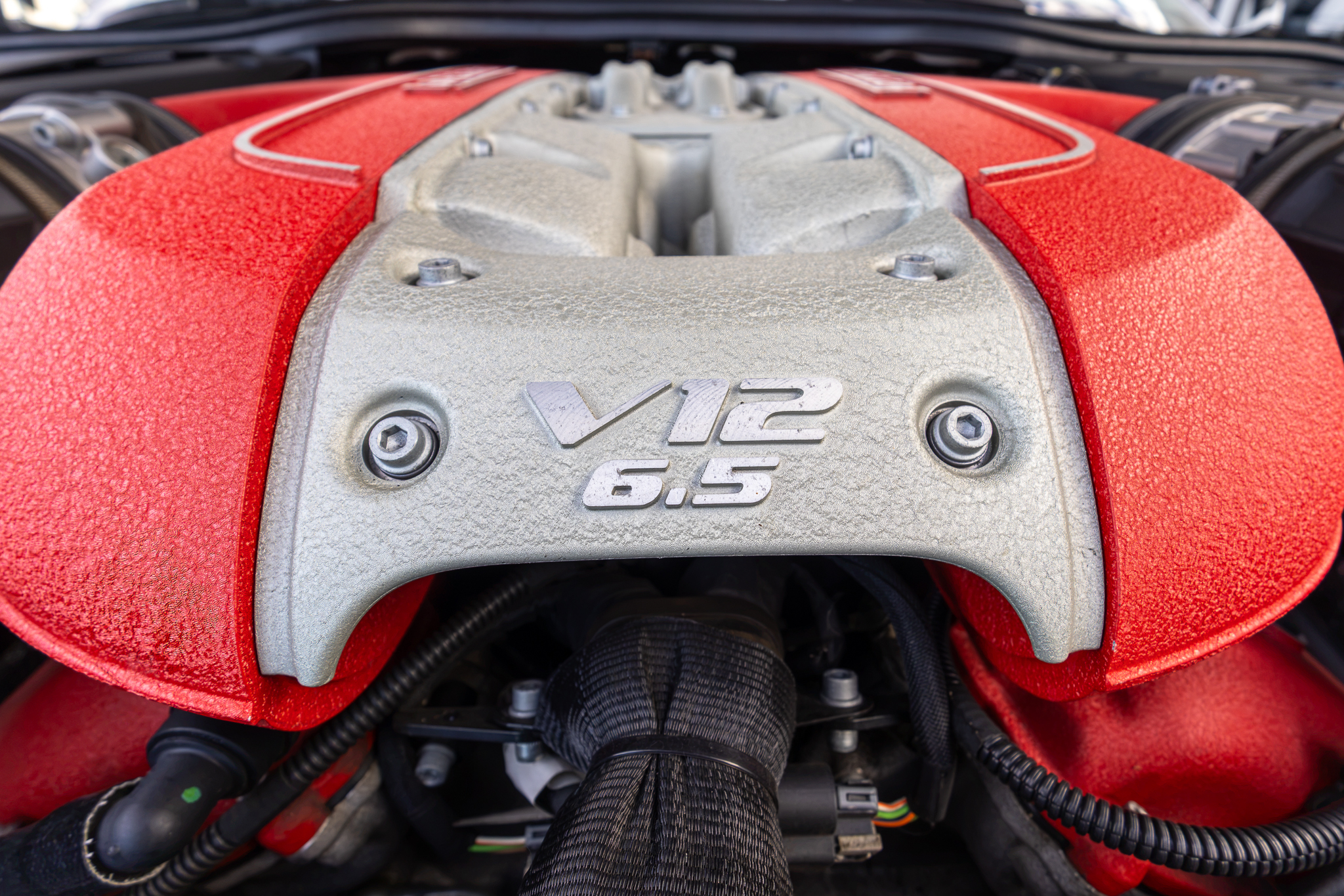Used 2018 Ferrari 812 Superfast RWD image 38