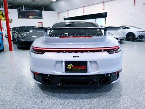 Used 2024 Porsche 911 Carrera 4S image 17