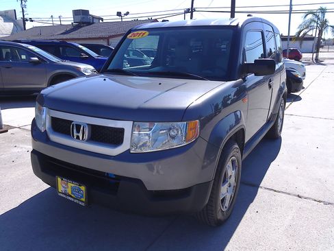 Used 2011 Honda Element LX image 2