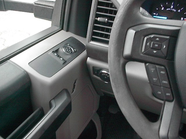Used 2019 Ford F550 2WD Regular Cab Super Duty image 19