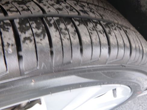 Used 2014 Chevrolet Cruze LTZ image 10