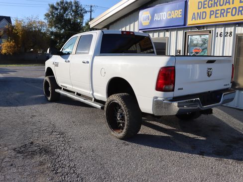 Used 2016 RAM 2500 SLT image 7
