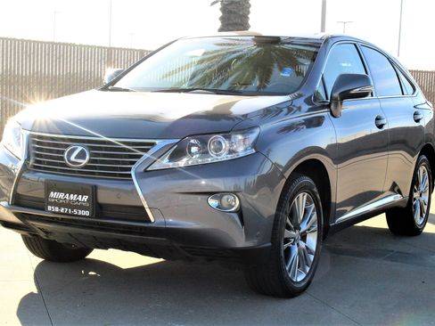 Used 2013 Lexus RX 450h image 7