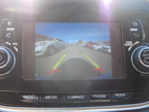 Used 2018 FIAT 500 Pop image 4