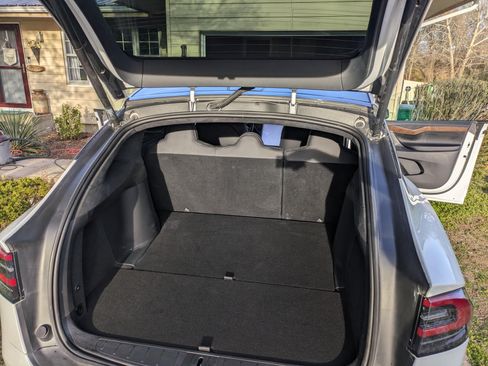 Used 2020 Tesla Model X image 18