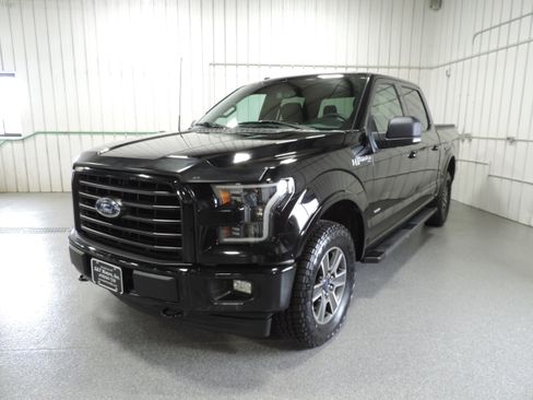 Used 2017 Ford F150 4x4 SuperCrew FX4 image 1