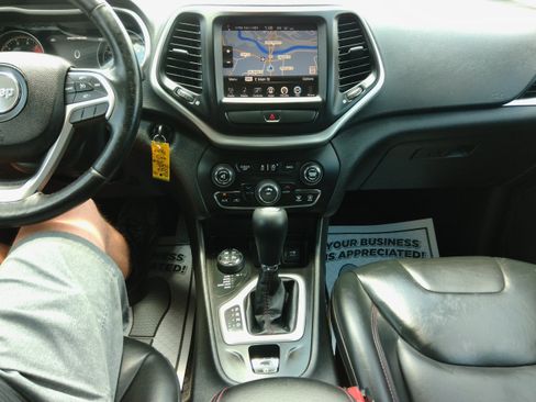 Used 2016 Jeep Cherokee 4WD Trailhawk image 56