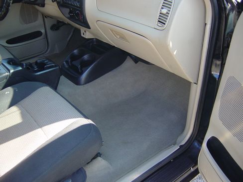 Used 2003 Ford Ranger XLT image 7