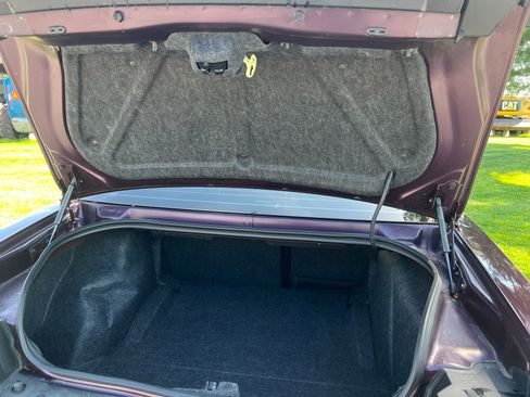 Used 2021 Dodge Challenger SRT Hellcat image 23