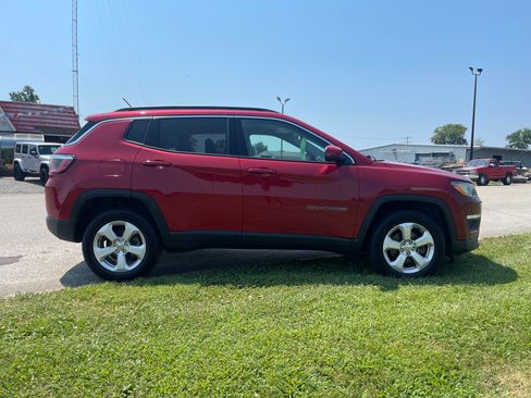 Used 2017 Jeep Compass Latitude w/ 80th Edition image 5