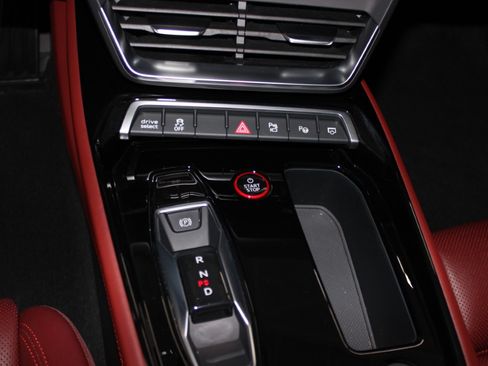 Used 2024 Audi RS e-tron GT w/ Carbon Performance Package AWD/4WD image 19