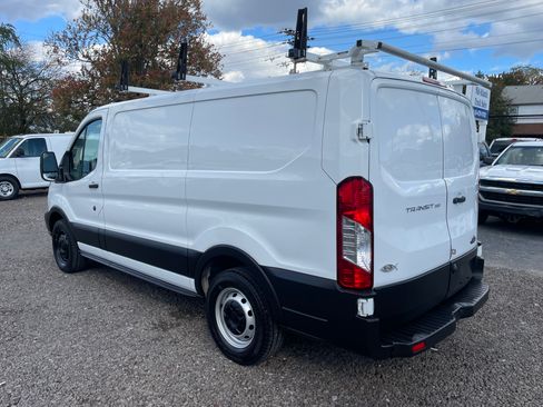 Used 2019 Ford Transit 150 image 3