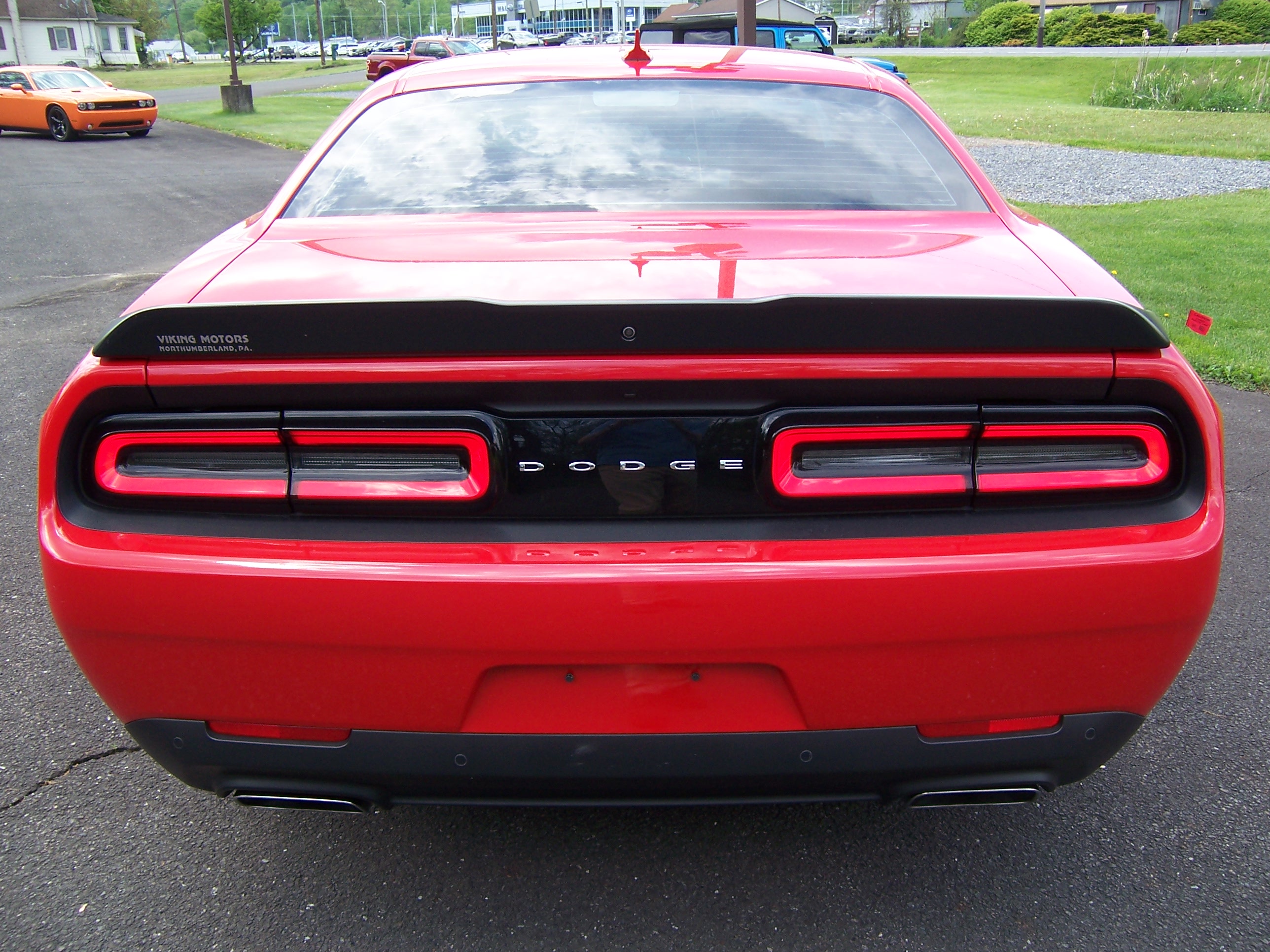 Used 2023 Dodge Challenger R/T RWD image 6