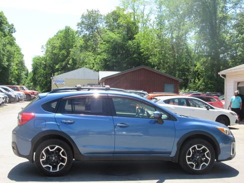 Used 2016 Subaru Crosstrek 2.0i Premium AWD/4WD image 8