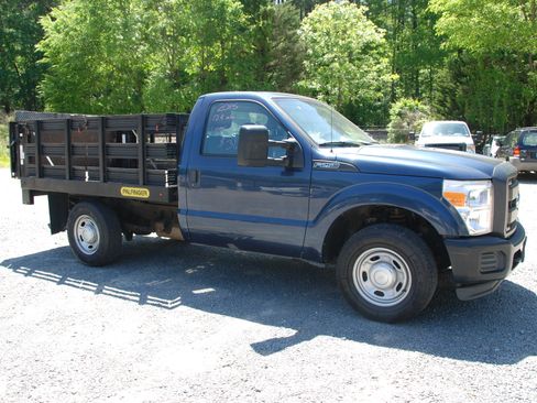 Used 2015 Ford F250 image 2