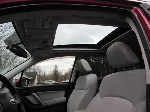 Used 2014 Subaru Forester 2.5i Premium image 17