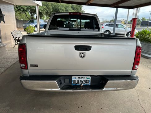 Used 2005 Dodge Ram 1500 Truck 2WD Regular Cab ST image 3