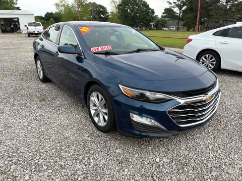 Used 2019 Chevrolet Malibu LT FWD image 3