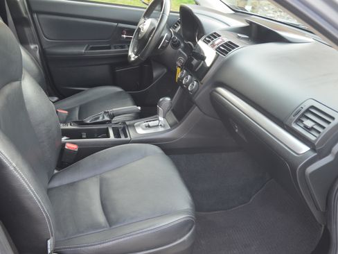 Used 2013 Subaru XV Crosstrek 2.0i Limited image 10