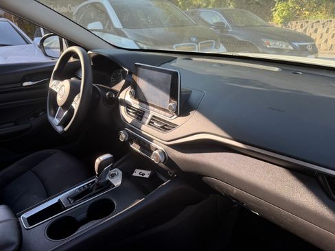 Used 2020 Nissan Altima 2.5 S image 16