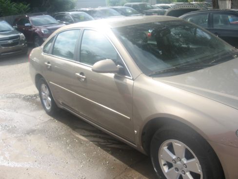 Used 2007 Chevrolet Impala LT FWD image 3