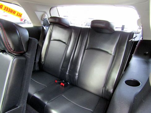 Used 2018 Dodge Journey GT image 24