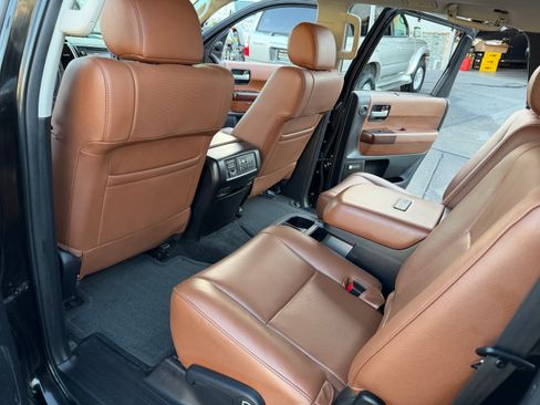Used 2016 Toyota Sequoia Platinum image 20