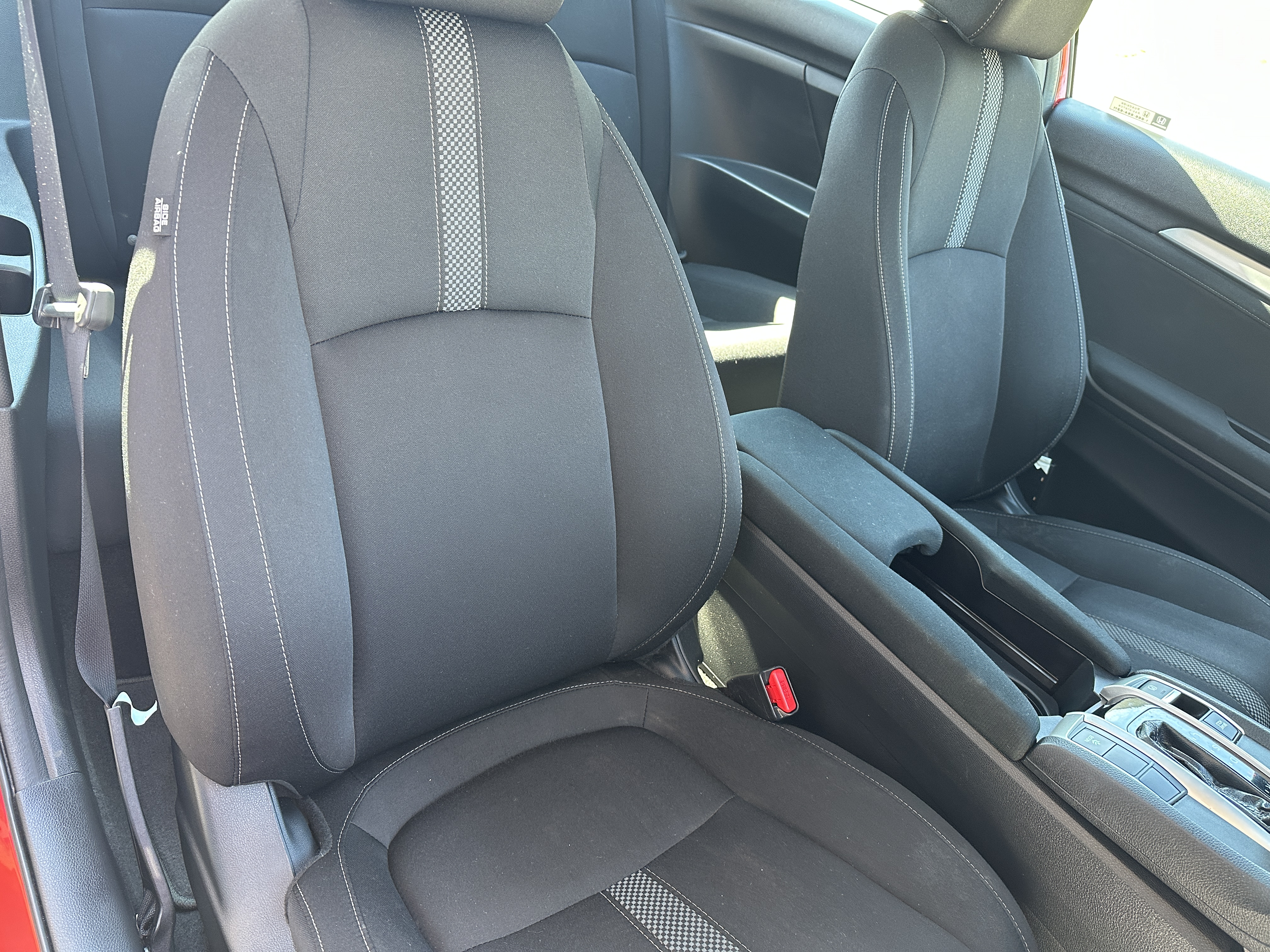 Used 2019 Honda Civic EX Coupe image 14