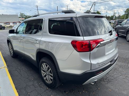Used 2017 GMC Acadia AWD SLE w/ SLE-2 image 4