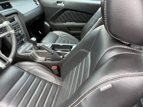 Used 2010 Ford Mustang GT Premium Coupe 2D RWD image 5
