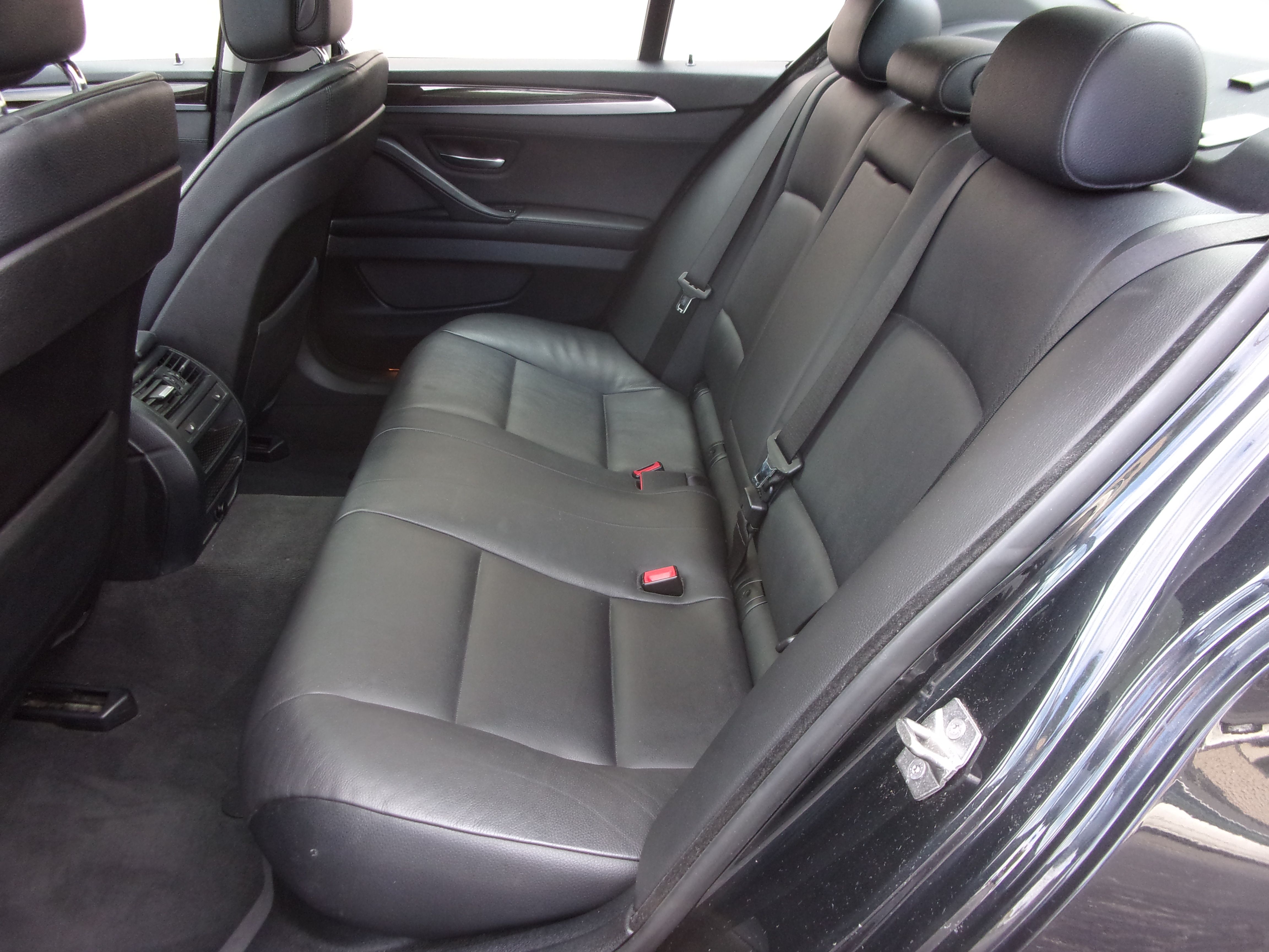 Used 2013 BMW 528i xDrive Sedan AWD/4WD image 9