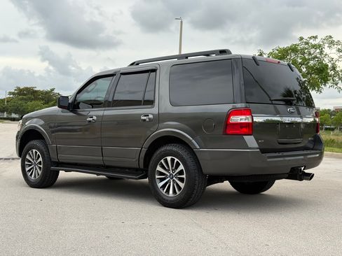 Used 2016 Ford Expedition 2WD image 3