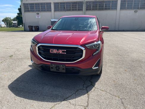 Used 2020 GMC Terrain SLE image 3