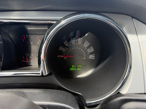 Used 2006 Ford Mustang GT Premium Convertible RWD image 9