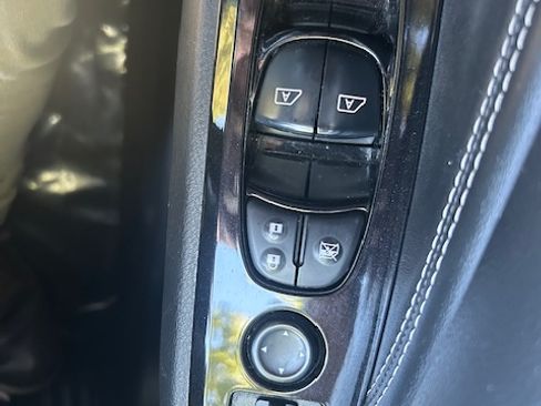 Used 2020 Nissan Altima 2.5 SL FWD image 21
