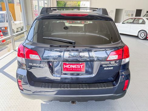 Used 2013 Subaru Outback 2.5i Premium AWD/4WD image 4