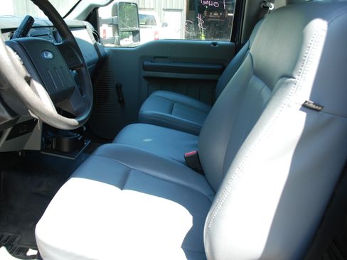 Used 2015 Ford F250 image 36