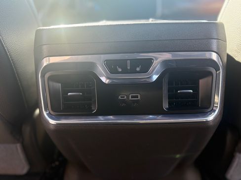 Used 2023 GMC Sierra 1500 Denali image 23