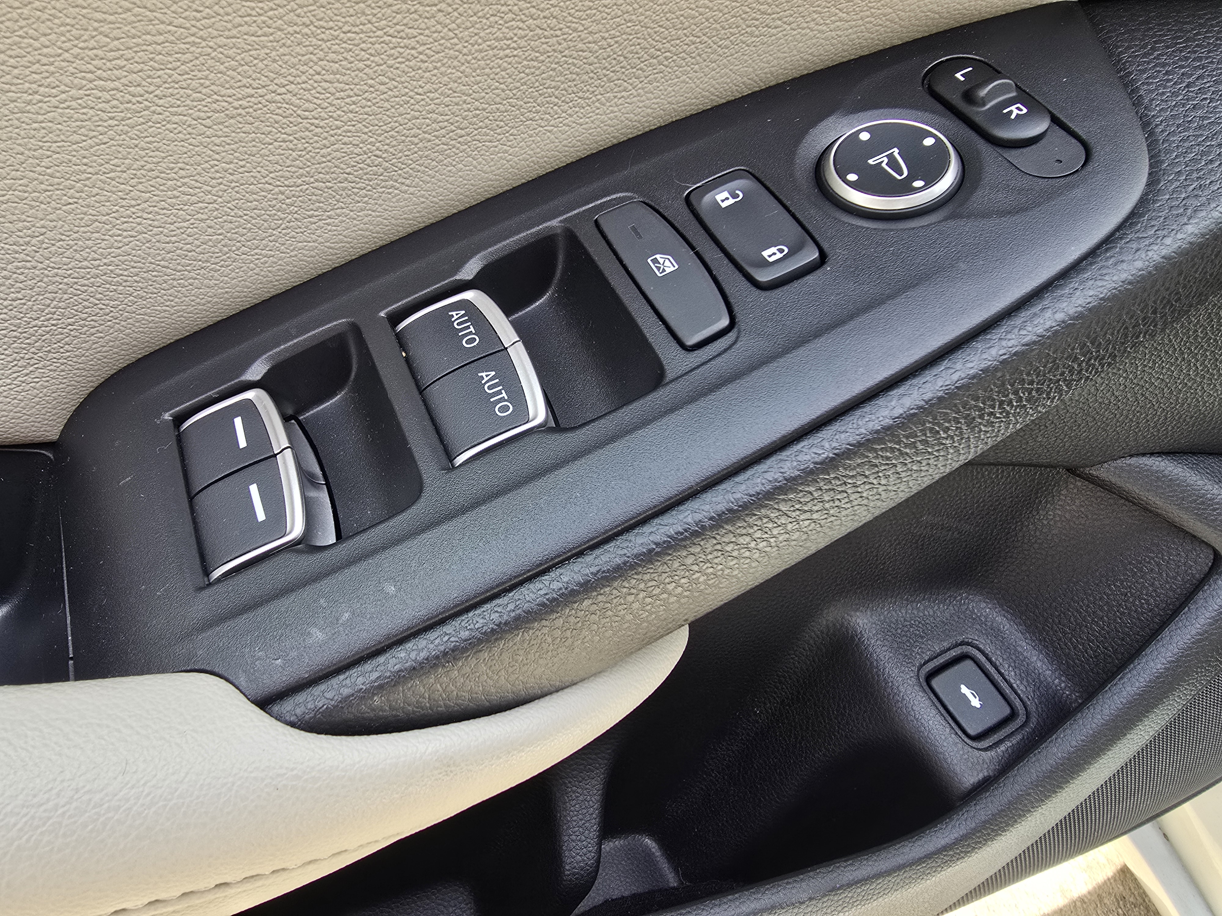 Used 2019 Honda Accord 1.5T EX-L image 10