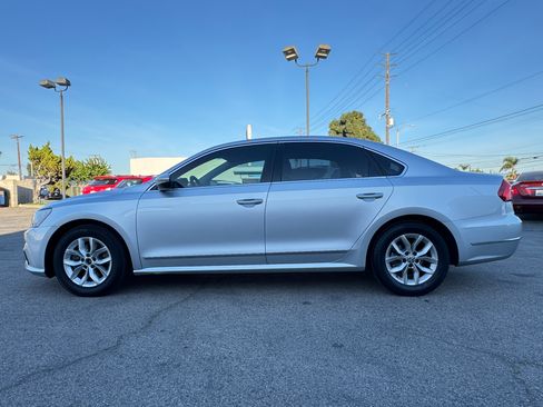 Used 2016 Volkswagen Passat 1.8T S image 3