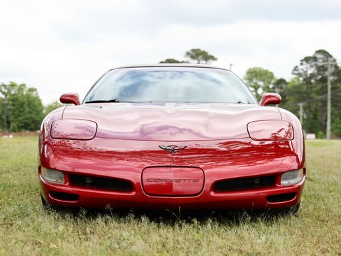 Used 1999 Chevrolet Corvette RWD image 5