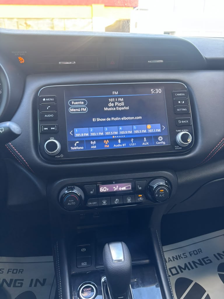 Used 2023 Nissan Kicks SR FWD image 11