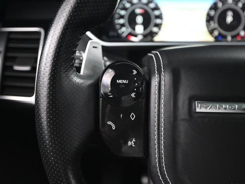 Used 2022 Land Rover Range Rover Sport SVR image 36