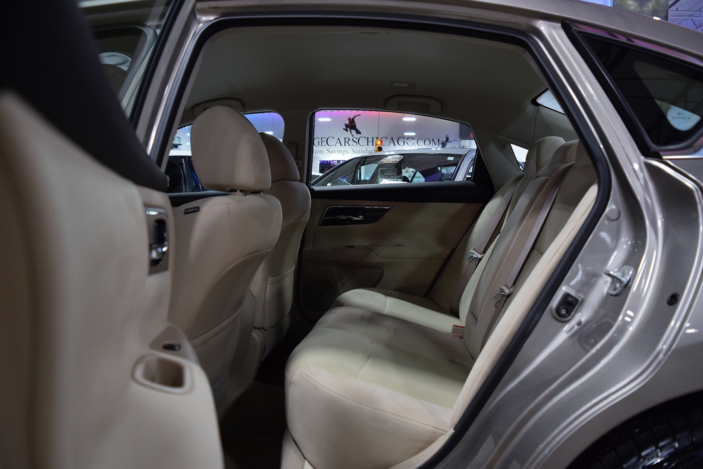 Used 2014 Nissan Altima 2.5 S Sedan FWD image 19