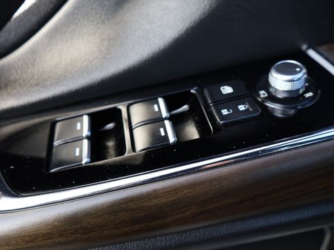 Used 2019 MAZDA CX-9 Signature image 31