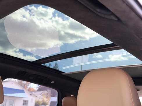 Used 2021 Audi Q7 3.0T Prestige image 46