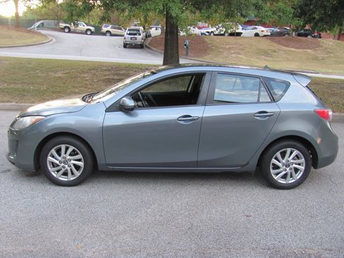 Used 2013 MAZDA MAZDA3 i Touring image 1