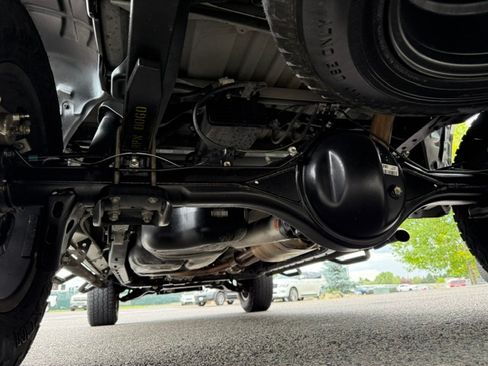 Used 2020 Toyota Tundra 4x4 CrewMax image 24